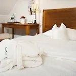 فندق Eggert